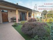 Villetta bifamiliare in vendita di 150 m² in Via Po, 30