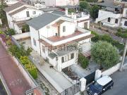 Villetta bifamiliare in vendita di 150 m² in Via Teramo