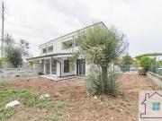 Villetta bifamiliare in vendita di 155 m² in Via Pietrapaola