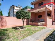 Villetta bifamiliare in vendita di 157 m² in Viale di...
