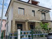 Villetta bifamiliare in vendita di 158 m² in Via Alfonso...