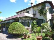 Villetta bifamiliare in vendita di 160 m² in Via Bregoscia