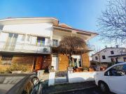 Villetta bifamiliare in vendita di 160 m² in Via Elisa...