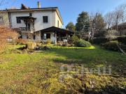 Villetta bifamiliare in vendita di 160 m² in Via Roma, 5