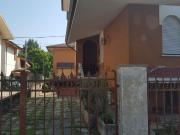 Villetta bifamiliare in vendita di 160 m² in Via XXV...