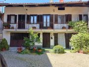 Villetta bifamiliare in vendita di 162 m² in Via Roma, 16