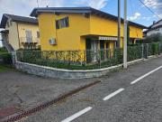 Villetta bifamiliare in vendita di 165 m² in Via...