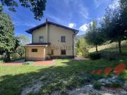 Villetta bifamiliare in vendita di 166 m²