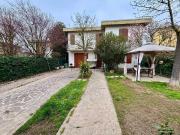 Villetta bifamiliare in vendita di 166 m²