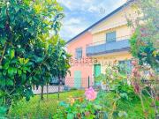 Villetta bifamiliare in vendita di 166 m² in Via Achille...