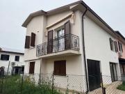 Villetta bifamiliare in vendita di 166 m² in Via Pianengo