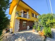 Villetta bifamiliare in vendita di 170 m² in Strada...