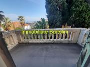 Villetta bifamiliare in vendita di 170 m² in Via Privata...