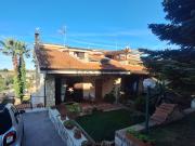 Villetta bifamiliare in vendita di 170 m² in Via Spagna