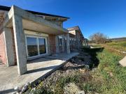 Villetta bifamiliare in vendita di 175 m² in Via R....