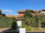 Villetta bifamiliare in vendita di 175 m² in Via Unità...