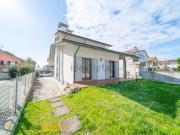 Villetta bifamiliare in vendita di 178 m² in Via...