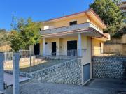 Villetta bifamiliare in vendita di 180 m² in Contrada...