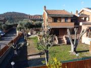 Villetta bifamiliare in vendita di 180 m² in Largo Santa...