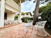 Villetta bifamiliare in vendita di 180 m² in Via Capraia, 1