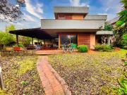 Villetta bifamiliare in vendita di 180 m² in Via del Fornino