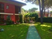 Villetta bifamiliare in vendita di 180 m² in Via Poveromo