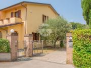 Villetta bifamiliare in vendita di 181 m² in Via delle Vigne
