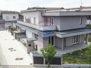 Villetta bifamiliare in vendita di 184 m²