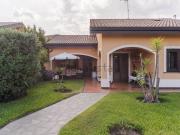 Villetta bifamiliare in vendita di 186 m² in Via Aurora