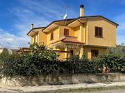Villetta bifamiliare in vendita di 190 m²