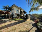 Villetta bifamiliare in vendita di 190 m² in Via...