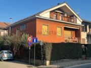 Villetta bifamiliare in vendita di 190 m² in Via Enrico Toti