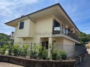 Villetta bifamiliare in vendita di 190 m² in Via Terre...