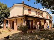 Villetta bifamiliare in vendita di 192 m² in Strada...