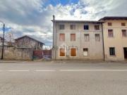 Villetta bifamiliare in vendita di 193 m² in Via Gorizia, 10