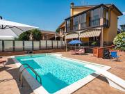 Villetta bifamiliare in vendita di 194 m² in Via M.G.Cutuli