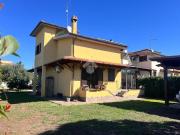 Villetta bifamiliare in vendita di 195 m² in Via dei...