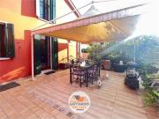Villetta bifamiliare in vendita di 195 m² in Via Giovan...