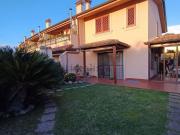 Villetta bifamiliare in vendita di 195 m² in Via Pietro...