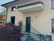 Villetta bifamiliare in vendita di 198 m² in Via Cesare...