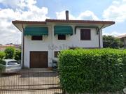 Villetta bifamiliare in vendita di 198 m² in Via Verdi, 13