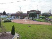Villetta bifamiliare in vendita di 200 m²