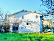 Villetta bifamiliare in vendita di 200 m² in Via Pecorina