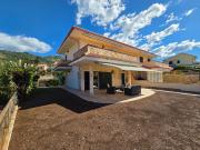 Villetta bifamiliare in vendita di 200 m² in Via Piano...