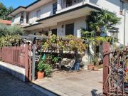 Villetta bifamiliare in vendita di 200 m² in Via Rho