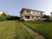 Villetta bifamiliare in vendita di 200 m² in Viale delle...