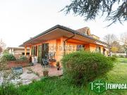 Villetta bifamiliare in vendita di 201 m² in Viale...