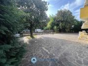 Villetta bifamiliare in vendita di 208 m² in Via Alcide...