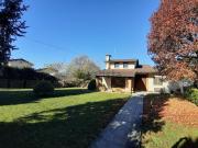 Villetta bifamiliare in vendita di 210 m²