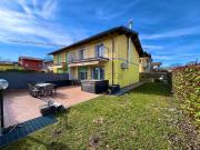 Villetta bifamiliare in vendita di 210 m²